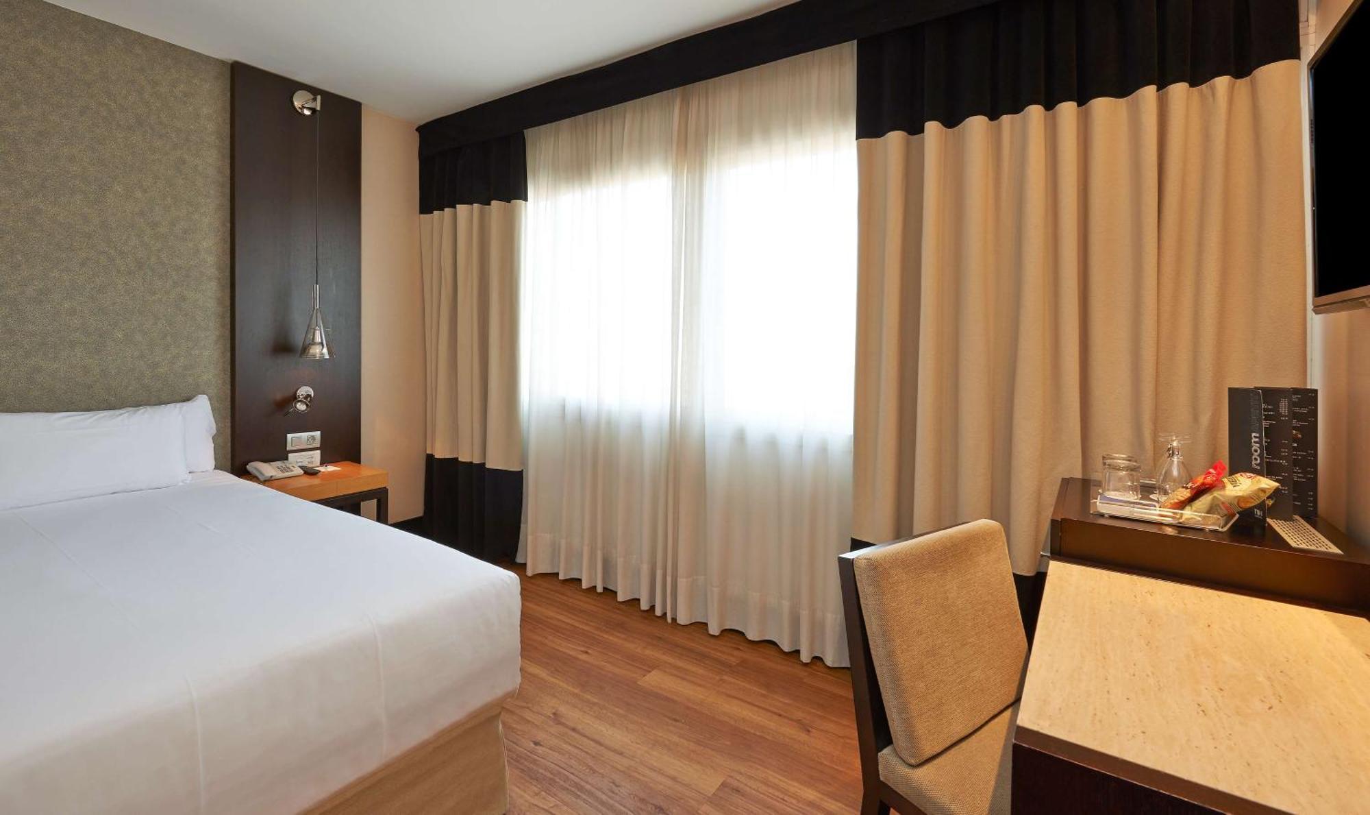 Hotel Nh Stadium Barcellona